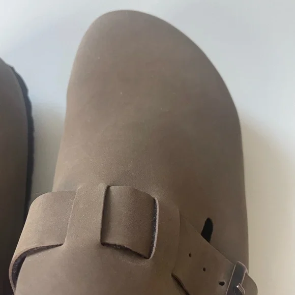 Brown Clogs - Picture 7 of 8